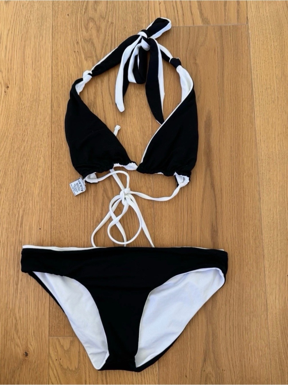 Italian designer swimwear Le swim size 4 bikini reversible resort wear 2 piece